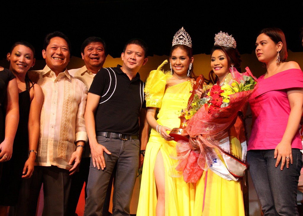 chiz-crowns-mutya-ng-davao chiz-crowns-mutya-ng-davao