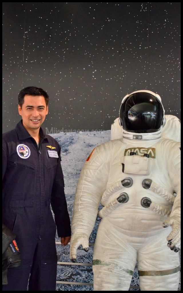 malaysian astronaut dato sheikh muszaphar in manila