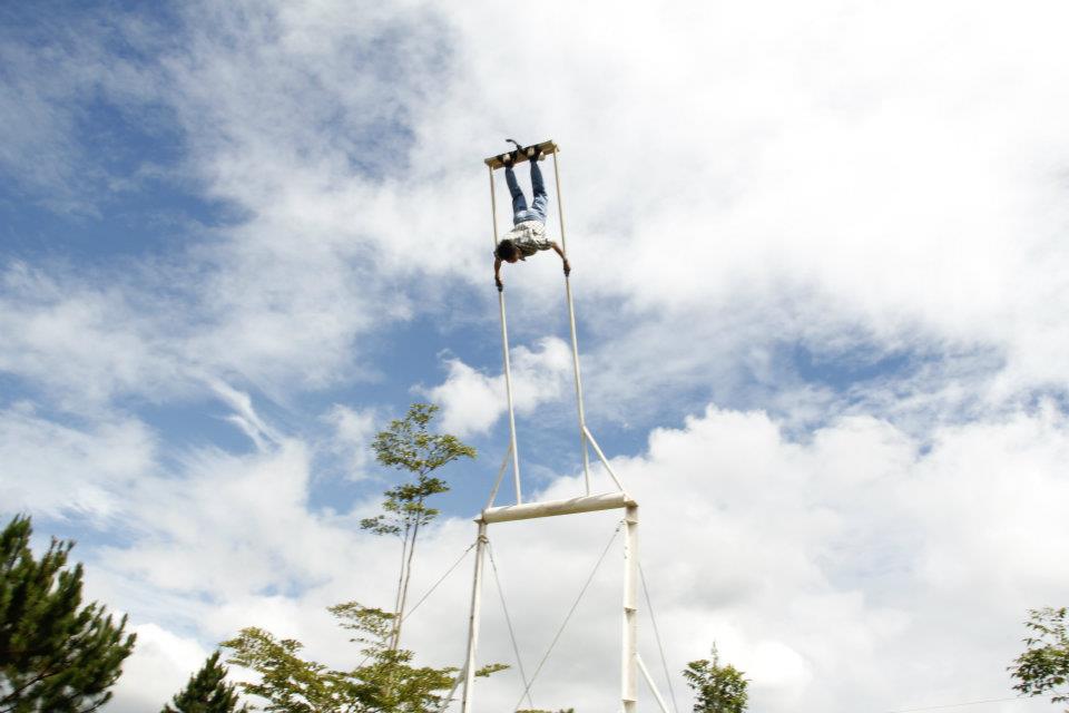 Kicking swing at Saddle Ridge Camp Dahilayan